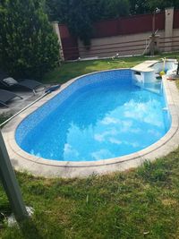 PISCINA DE POLIESTER DESPUES.